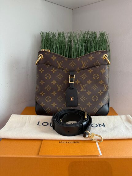 Louis Vuitton Odeon