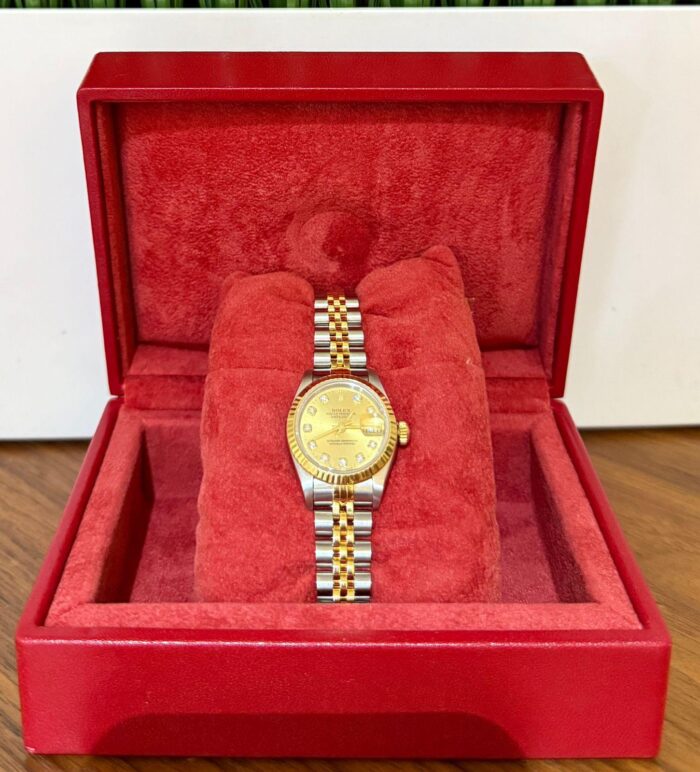 Rolex Datejust Two-tone 26mm With Diamonds - Image 4