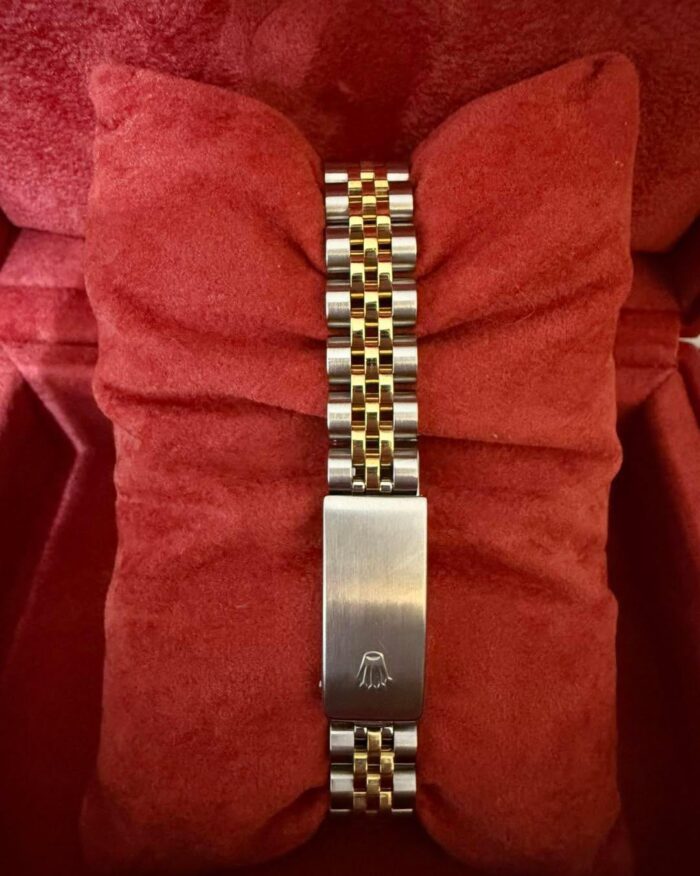 Rolex Datejust Two-tone 26mm With Diamonds - Image 2